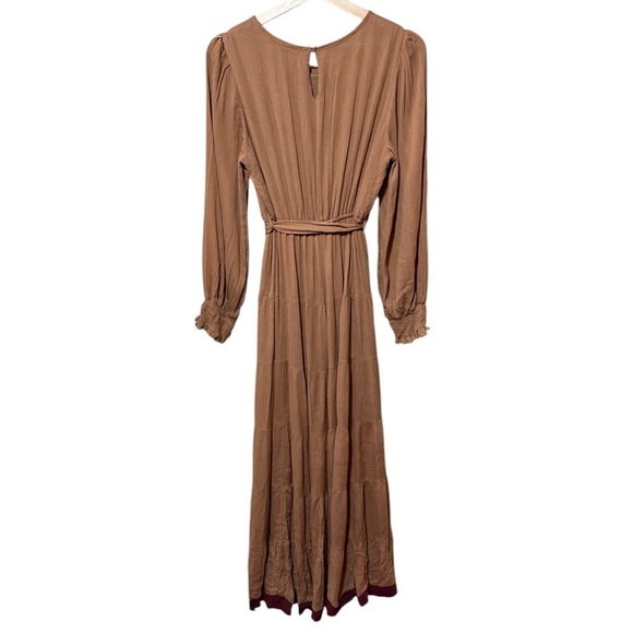 NWT - Baltic Born Colbie Tiered Maxi Dress - Camel - Size L - Picture 7 of 7